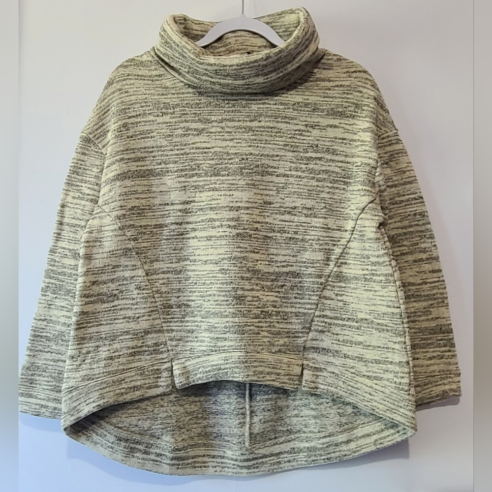 Saturday Sunday Anthropologie cream space dye cowl neck sweater, Sz XS, PTP 22.5